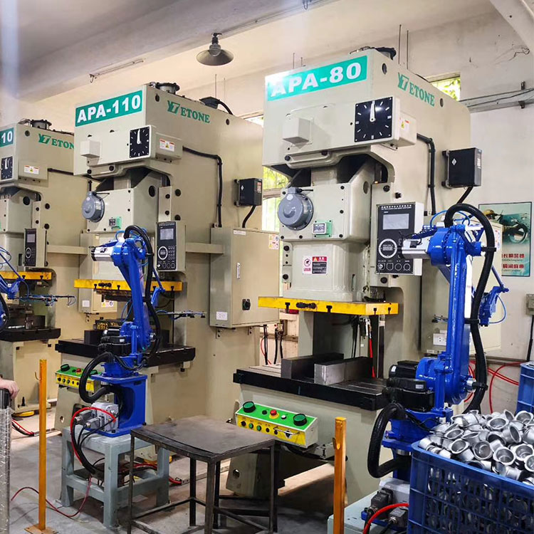 Operation process of high precision punch