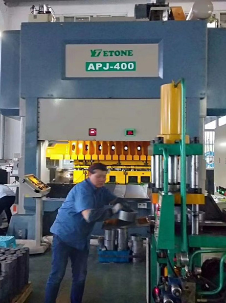 Reasons and solutions for insufficient pressure of high-speed punch