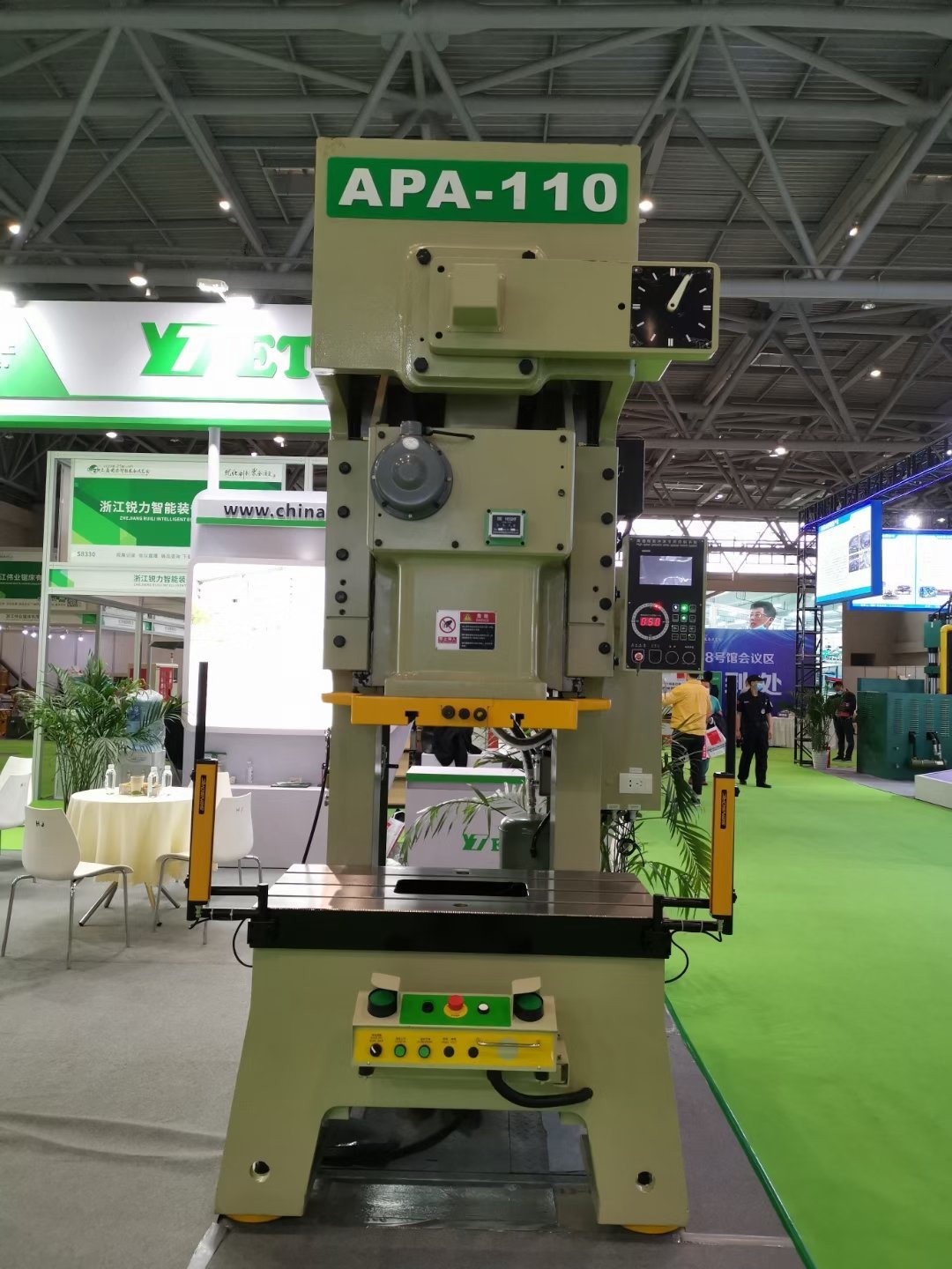 Precautions for adjusting the accuracy of guide rails for high-speed punches