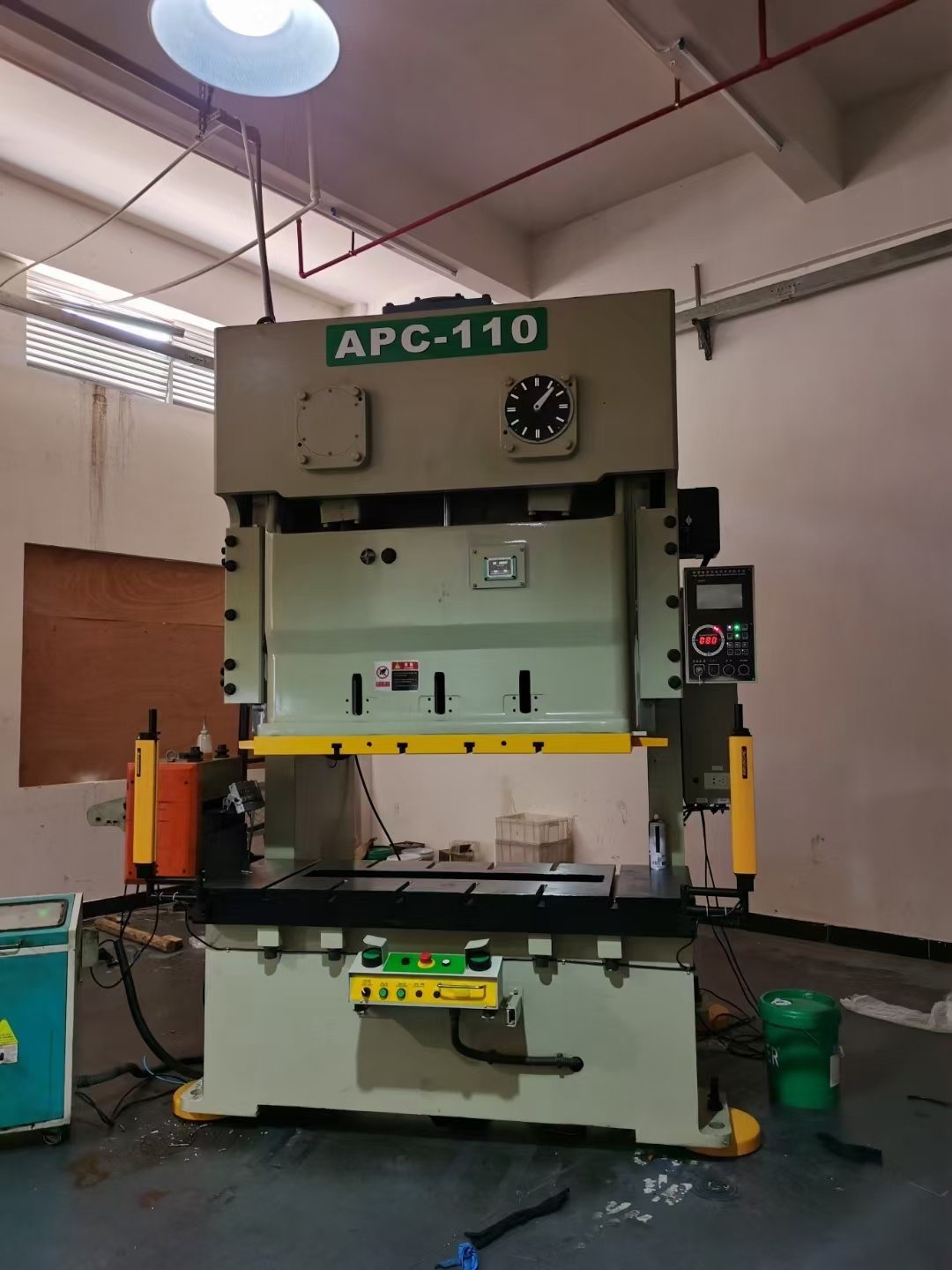The advantages of high precision high speed punching positive stamping